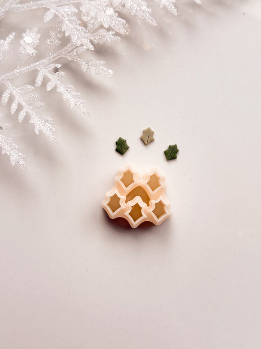 Holly Leaf Micro Cluster Clay Cutter