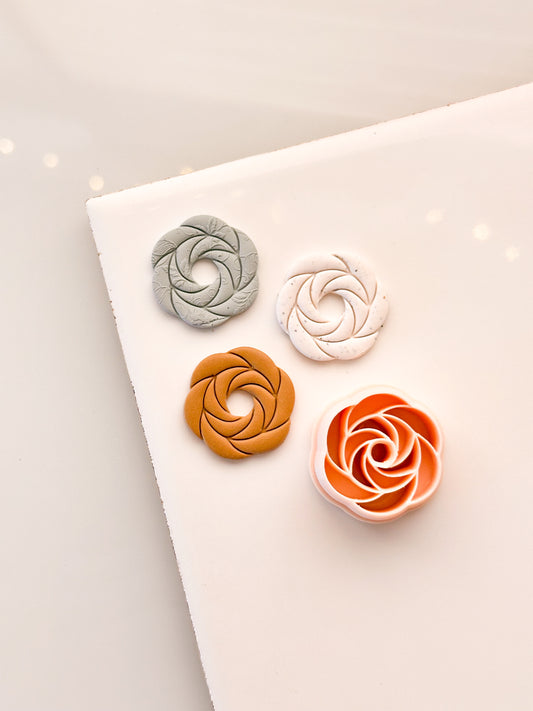 Embossed Fancy Knot Clay Cutter