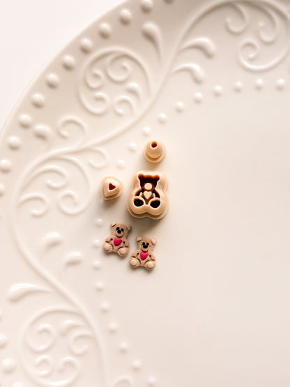 LAUNCH FREEBIE CLAY CUTTER