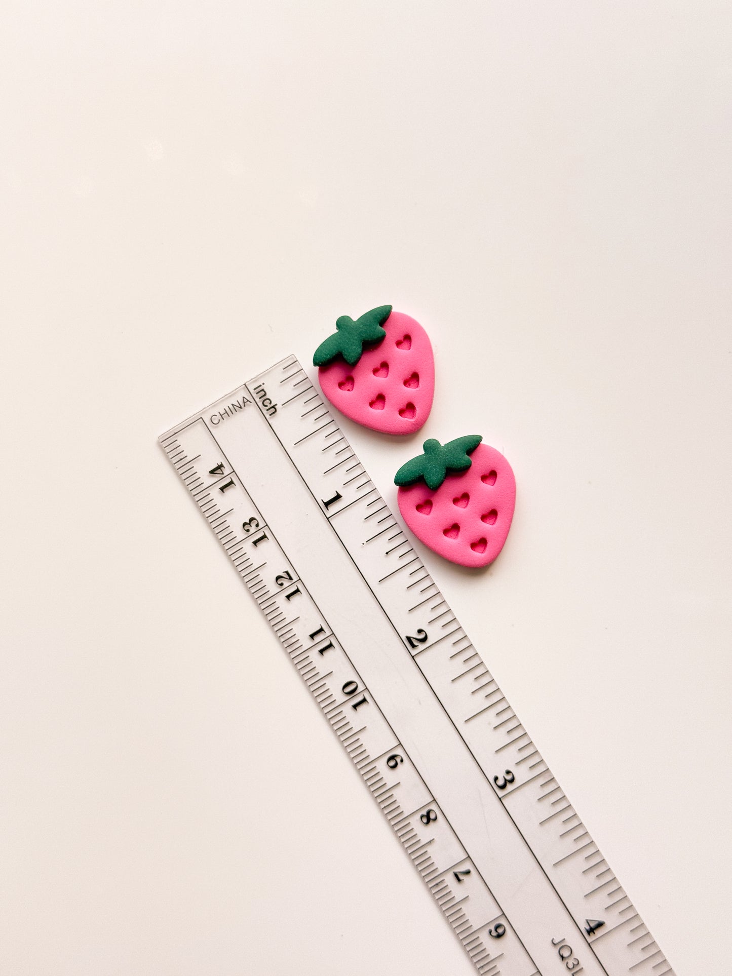 Strawberry With Hearts 25 Clay Cutter Set