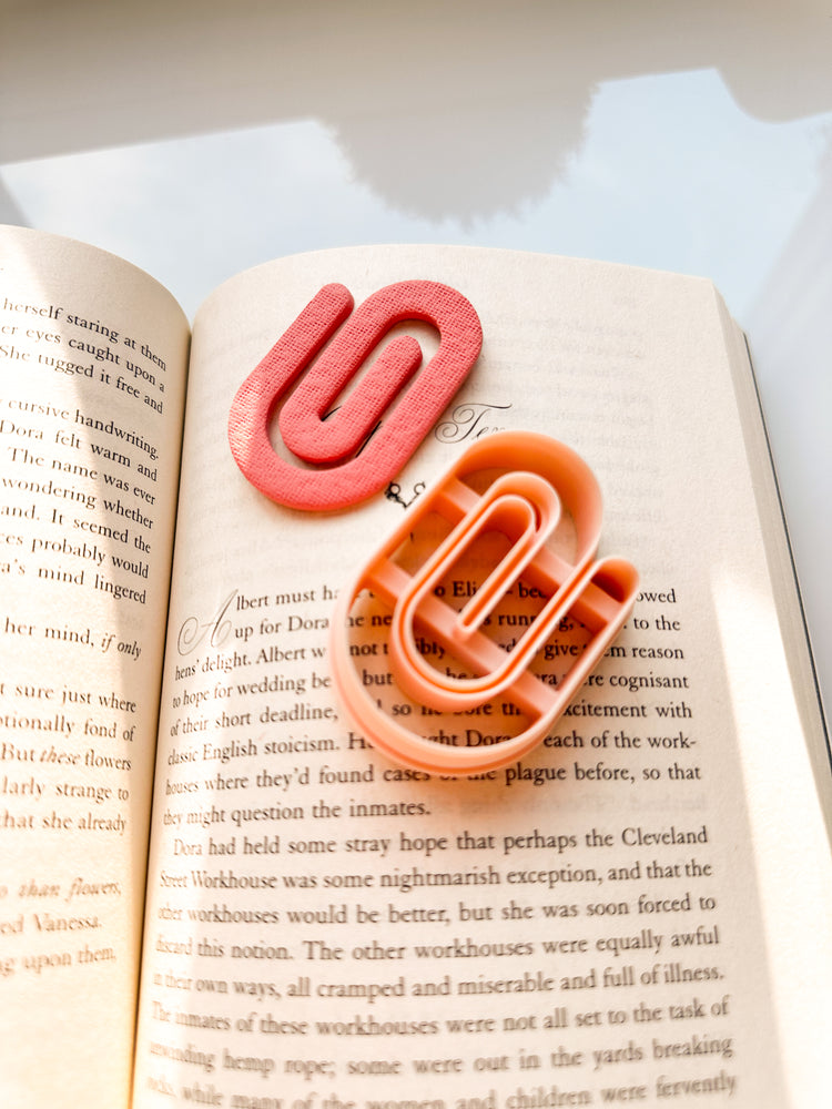 Short Paperclip Bookmark Clay Cutter