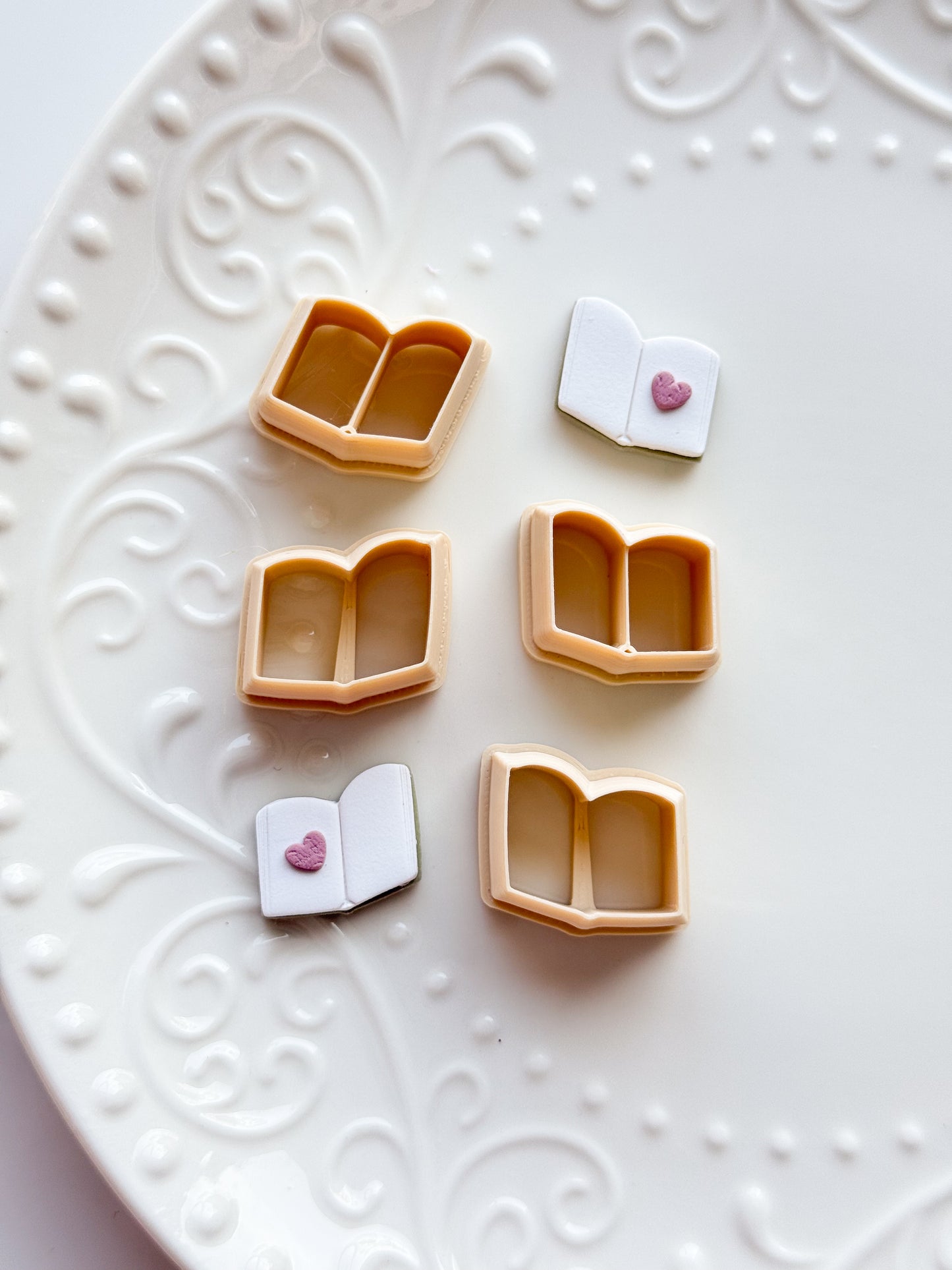 Mirrored Open Books Clay Cutter Set