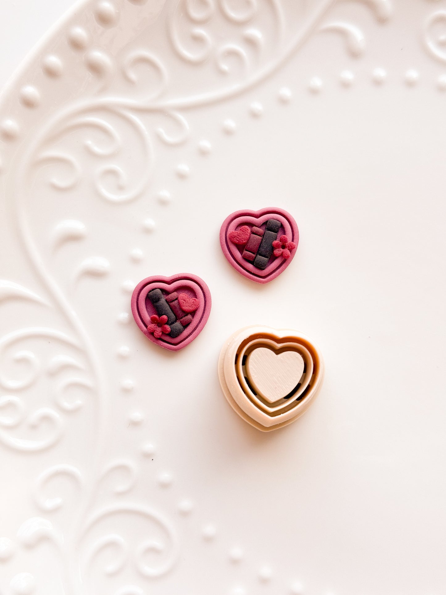 Mini Heart Bookshelf Clay Cutter