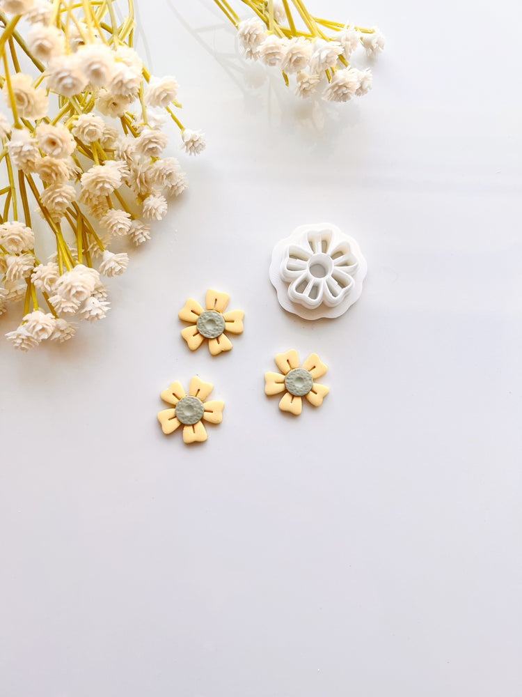 Embossed Spring Flower Clay Cutter